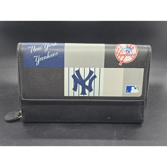 Bradford Exchange NY YANKEES Women’s Large Wallet Zip Snap Closure Clutch *Flaws - Picture 2 of 13